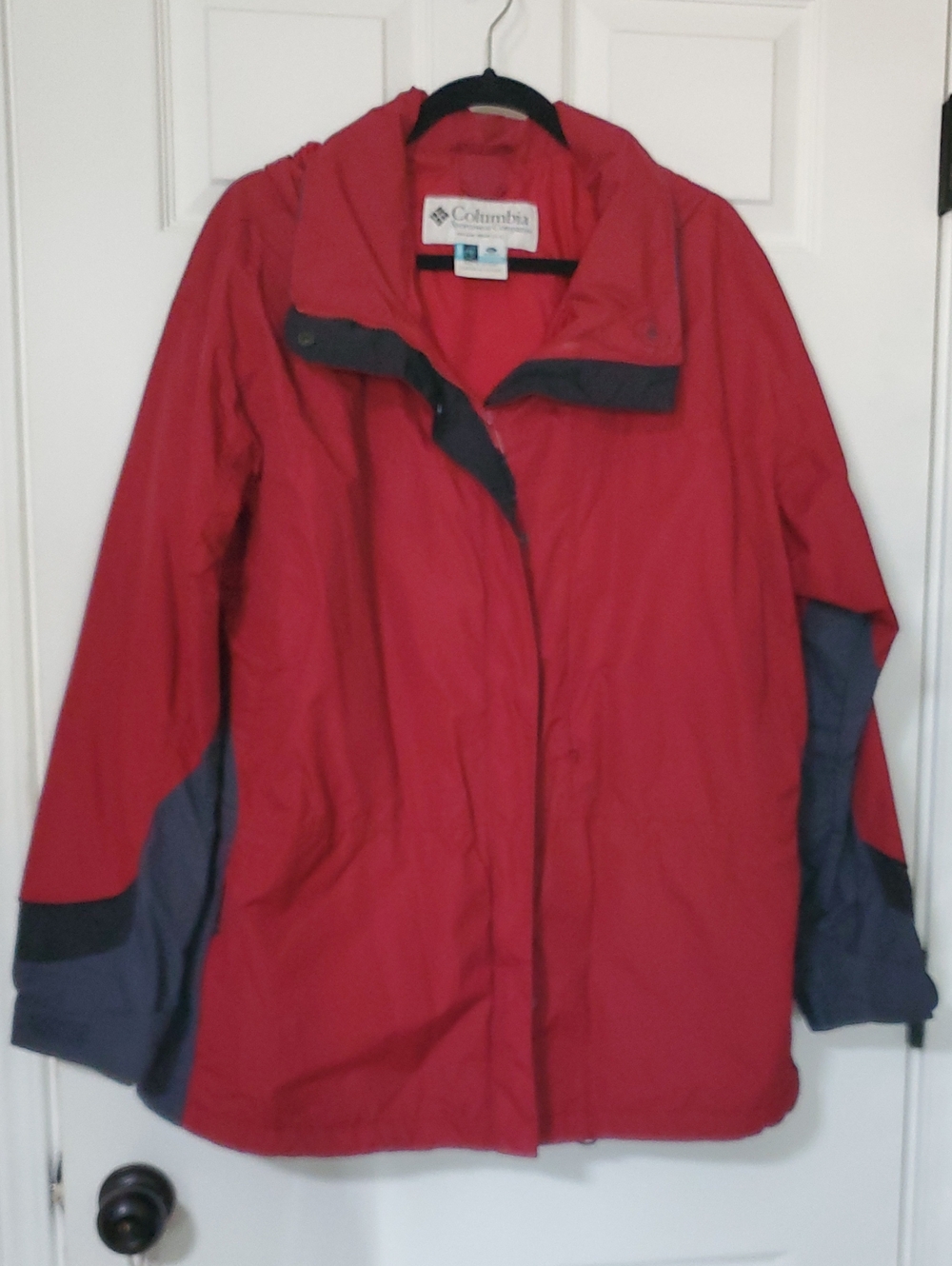 Columbia Red and Dark Gray Women's Ski Jacket